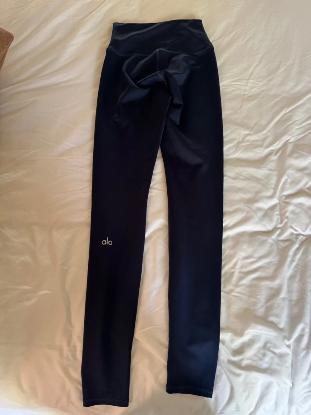 Alo Yoga High-Waist Air lift Leggings size XS